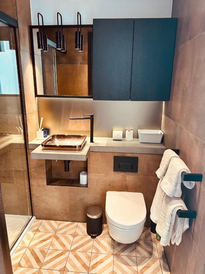 Luxury Central Flat With Stunning Views And Pool Лондон Экстерьер фото